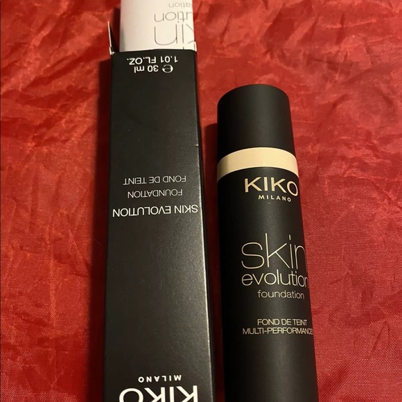 KIKO MILANO SKIN EVOLUTION  FOUNDATION WR 105  30m - Picture 1 of 6